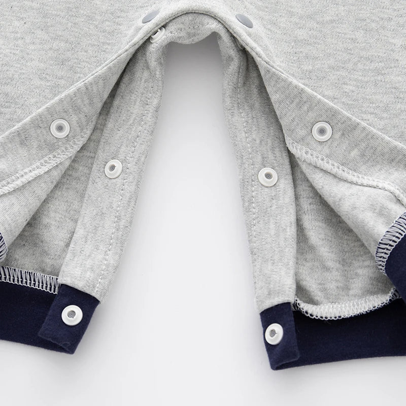 Baby onesies, cotton simple spring and autumn style long-sleeved climbing clothes, boy baby Ha clothes fashion outerwear