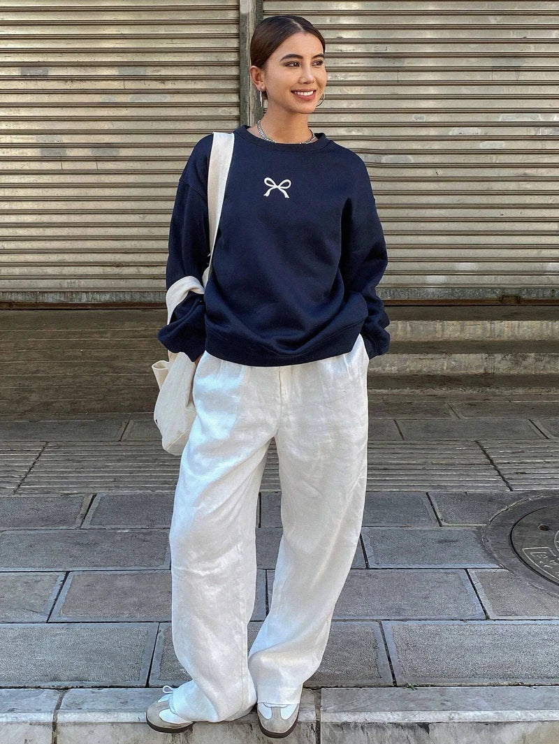 Casual Women's Sweatshirts Kawaii Bow Graphic Prints Pullover Comfortable Warm Oversize Hoodie Autumn Fleece Soft Female Clothes