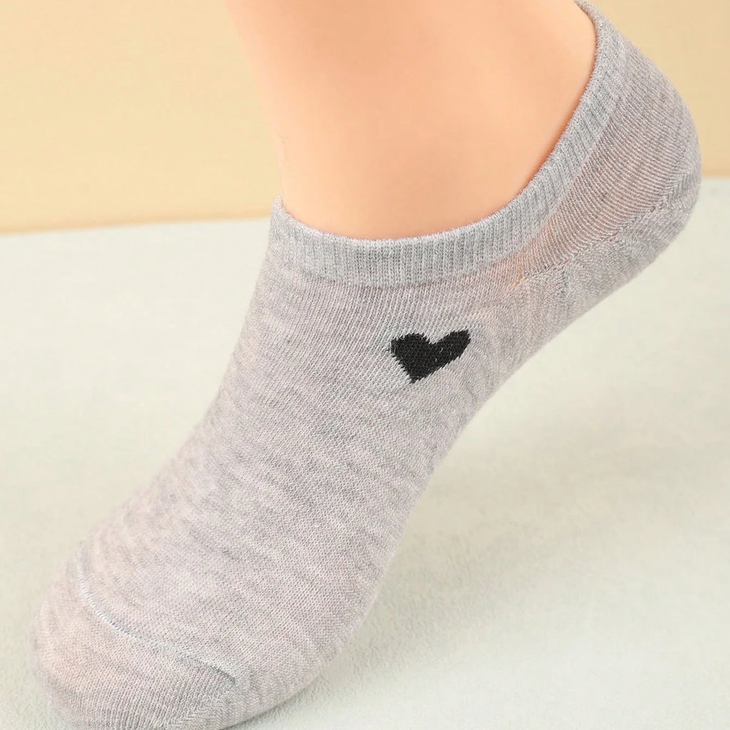 Women's No-Show Socks – Heart Pattern, Black, White & Gray, Versatile and Classic, Comfortable, Breathable, Moisture-Wicking